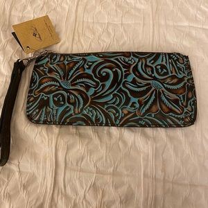 COPY - Patricia Nash wristlet wallet